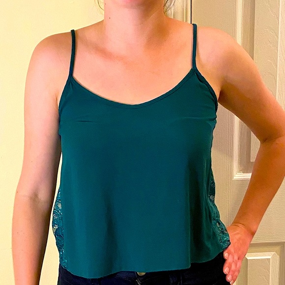 LIKENEW Aritzia pretty dark green tank w lace - Picture 3 of 7